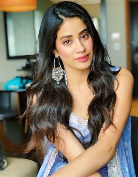 Janhvi Kapoor Age, Height, Boyfriend and Body。